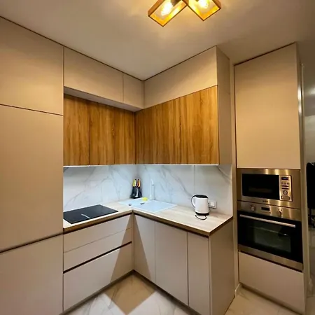 Kamanina Arcadia * Odessa